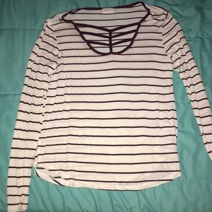 XL Long sleeved purple and white shirt by Glitz